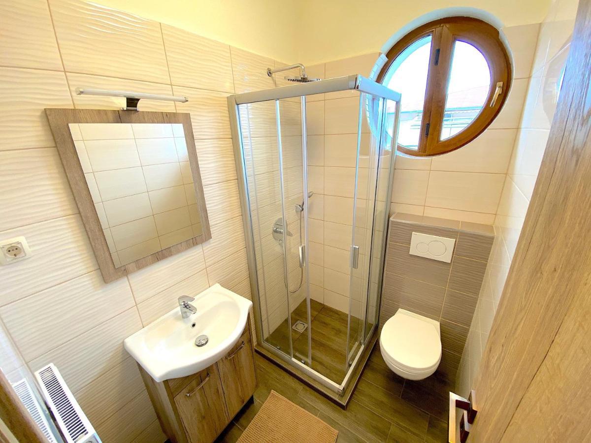 Hotel Unio Vendeghaz 2 Siófok Zewnętrze zdjęcie